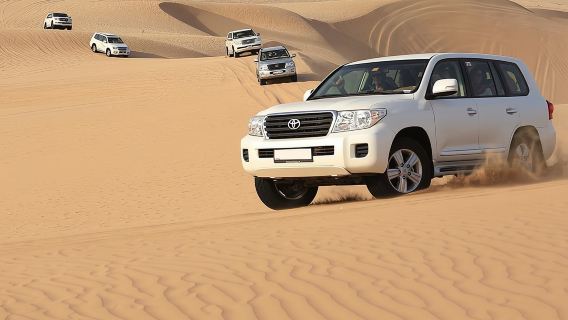 Лучшее сафари по пустыне Дубая с ужином (шведский стол), сэндбордингом и шоу