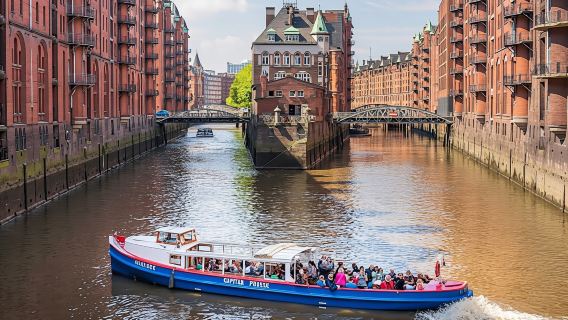 2-hour boat tour of Hamburg Harbor