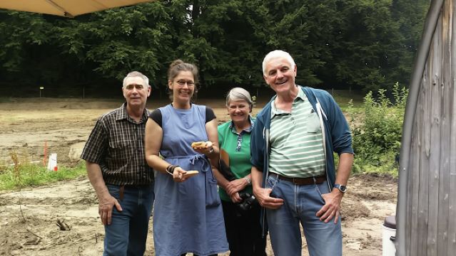 Private and personalized food tour to eat like a local in Hamburg