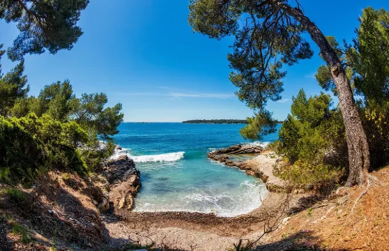從坎城搭渡輪前往聖瑪格麗特島