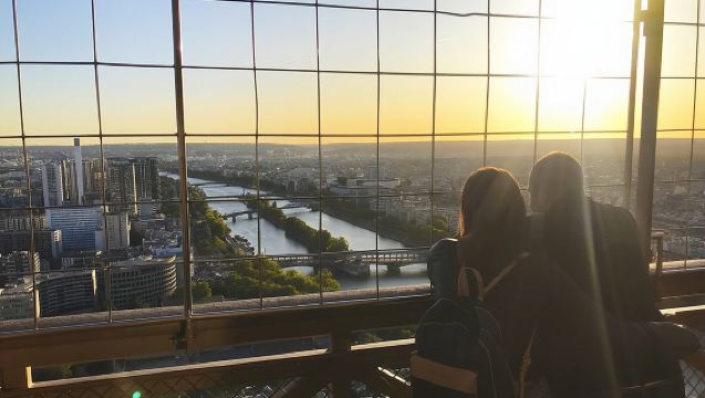 Paris: Eiffel Tower Summit Access