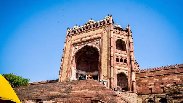 Media jornada de turismo en Fatehpur Sikri con guía autorizado