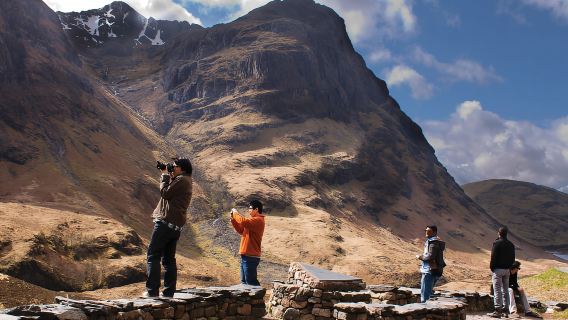 From Edinburgh: Loch Ness and The Highlands Tour with Cruise