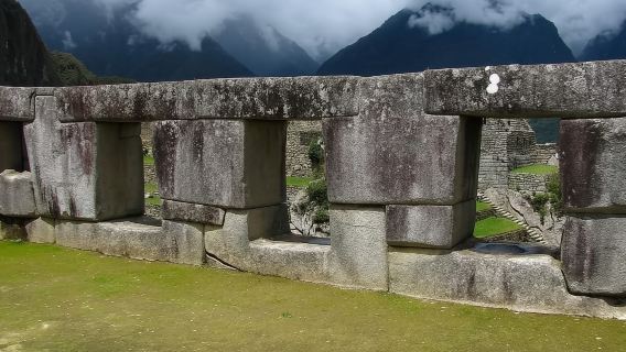 Persiaran dari Cusco ke Machu Picchu + Tiket Masuk Incl