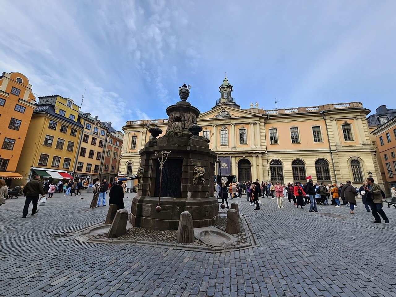 Stockholm: Old Town Walking Tour, stories and secrets