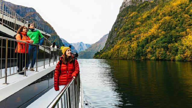 Oslo To Bergen Self-Guided Full Day Trip with Flåm Railway And Fjord Cruise