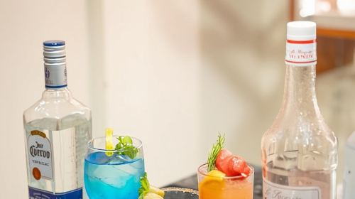 Dubai Marina: Luxury Dinner Cruise (Unlimited Alcohol Package) -Upper Deck Day Tours 2