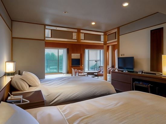 Fuji View Hotel Room Type - Junior Suite with Garden View
