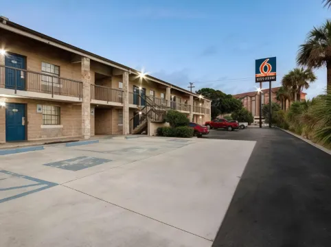 Studio 6 San Antonio, TX - Northwest Medical Center
