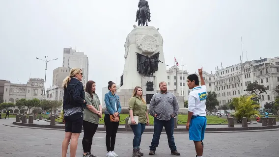 환상적인 리마: 시티 투어 + 매직 워터 쇼 + 현지 저녁 식사