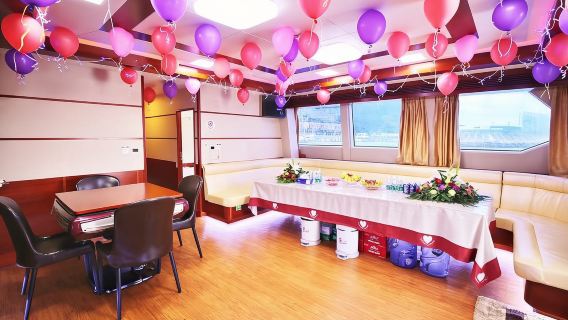 【惠州遊艇出海】惠州巽寮灣金融街遊艇會115尺豪華套房遊艇包船出海+海釣