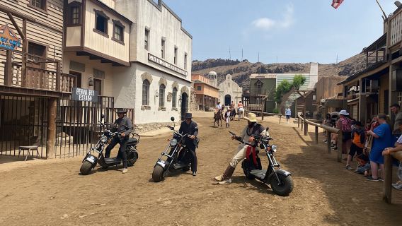 E-Bike or E-Scooter Tour of Maspalomas with Wild West Sioux City Park