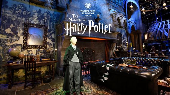 Fully Guided Tour of Warner Bros Studio Tour London – The Making of Harry Potter