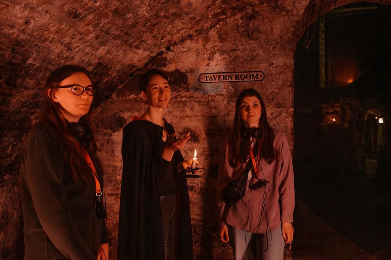 Edinburgh: Multi-Sensory Haunted Underground Tour