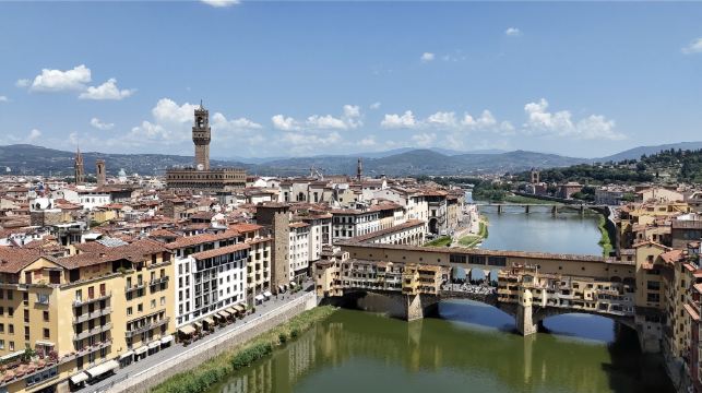 佛羅倫薩中央市場+聖洛倫佐大教堂+喬託鐘樓包車一日遊