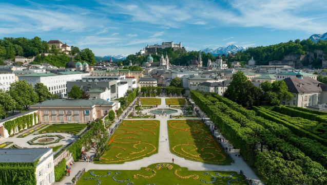 Vienna Round-Trip: Salzburg City Group Tours - Please check availability with customer support before booking