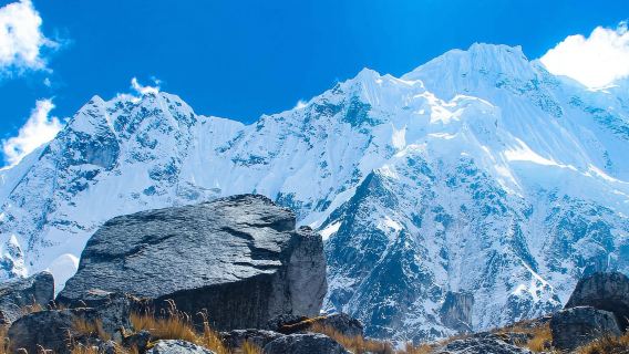 Cuzco: Tagesausflug zum Humantay-See und Salkantay inklusive Mahlzeiten