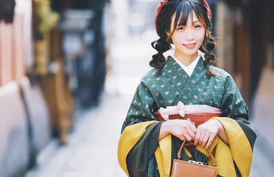 日本大阪麗麗和服租賃和服體驗Trip Moments預約專業攝影師跟拍攝影拍照寫真