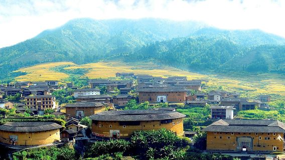 Tour privato di un giorno a Chuxi Tulou da Xiamen, pranzo incluso