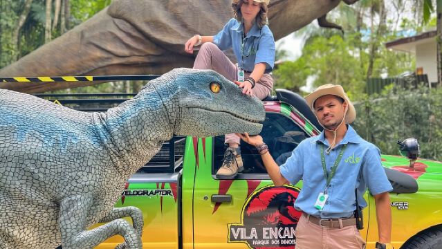 Visit Vila Encantada, the dinosaur park in Pomerode!