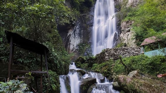 Ganztagestour von Batumi zu den Wasserfällen
