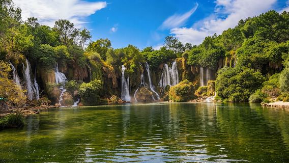 Ausflug nach Mostar und zu den Kravice-Wasserfällen ab Dubrovnik (Englisch)