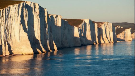 英國七姊妹白崖+坎特伯里（含電影《贖罪》熱門打卡點）一日遊