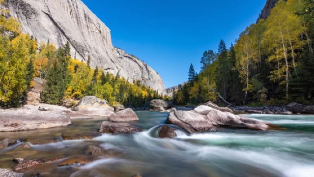 Perjalanan boleh disesuaikan/Berlepas dari Beitun, Xinjiang/(Keketuohai + Hemu + Kanas) sewaan peribadi lawatan sehari