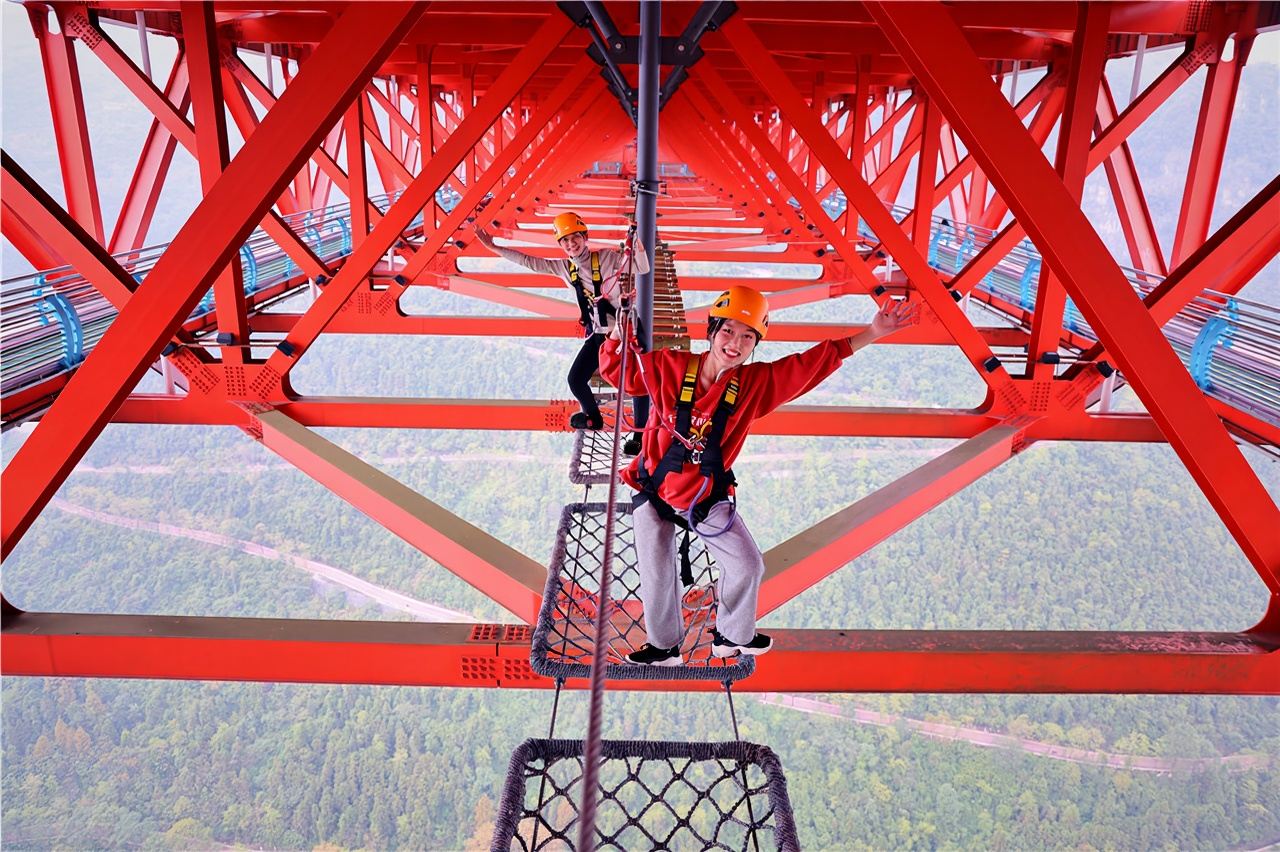 矮寨大橋+矮寨懸崖棧道一日遊【湘西苗寨/茶峒邊城/一單一團】
