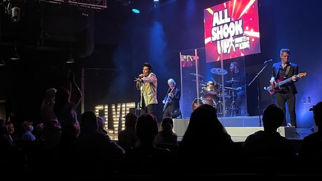 Todo en shock: Espectáculo tributo a Elvis en el Alexis Park Resort Hotel