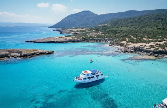 從帕福斯出發：阿芙羅狄蒂浴場與藍潟湖（阿卡馬斯）一日遊