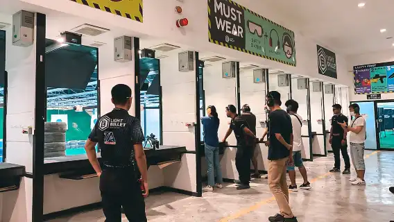 泰國芭堤雅射擊場 Light Bullet真槍靶場光影 芭達雅射擊俱樂部實彈打靶體驗中心(多槍型選擇+專業教練)