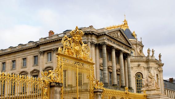 Paris VIP: Versailles Castle & Gardens Skip the Line 5 hours