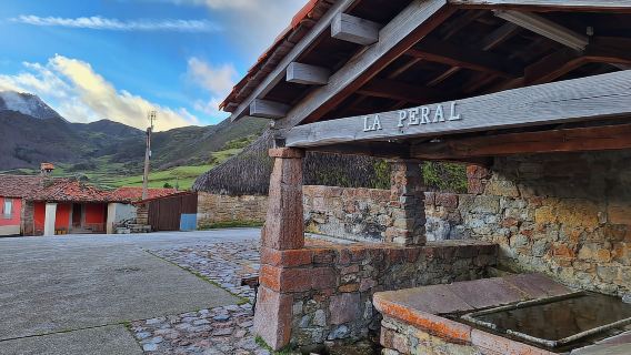 Somiedo Natural Park & its Rural Villages Tour from Oviedo