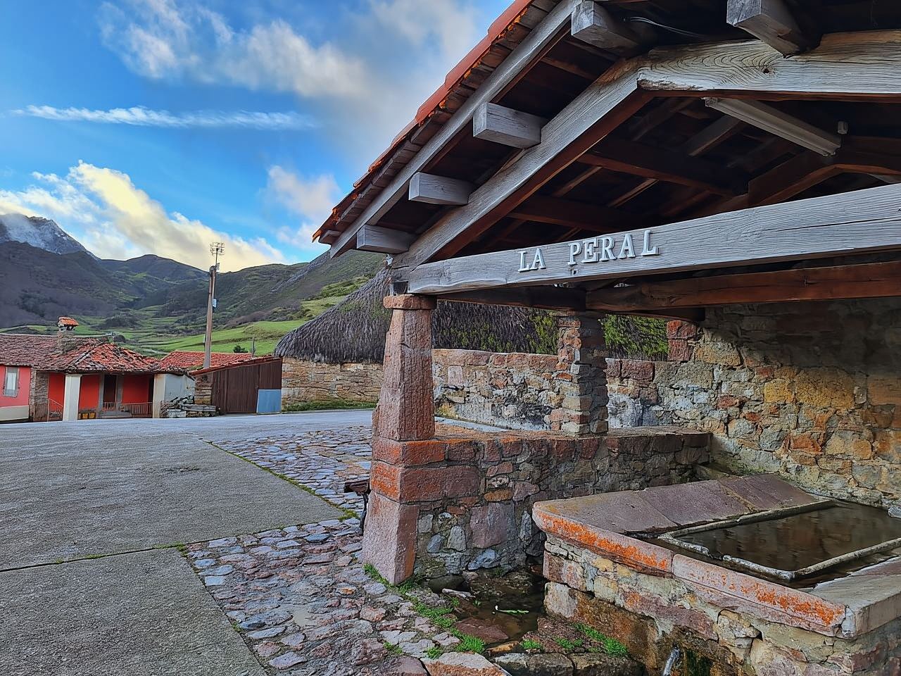 Somiedo Natural Park & its Rural Villages Tour from Oviedo