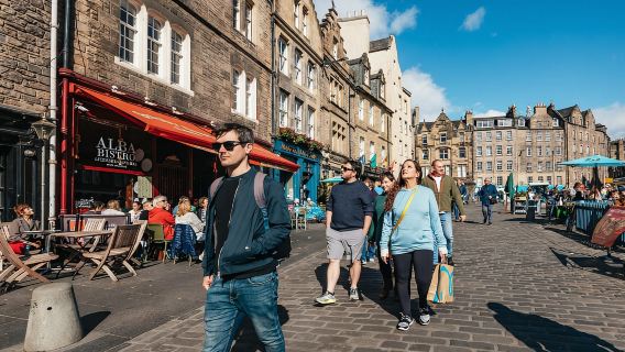 Edinburgh: Tur Jalan Kaki Sejarah dan Kisah Kota Tua