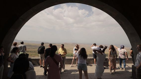 Garni, Geghard, Symphonie der Steine, Tagesausflug zum Lavash-Backen