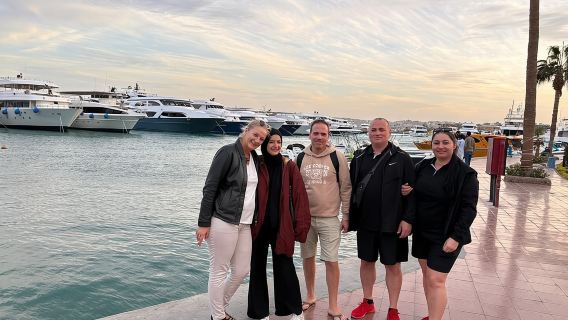 Private Guided City Tour with Shopping Experience in Hurghada