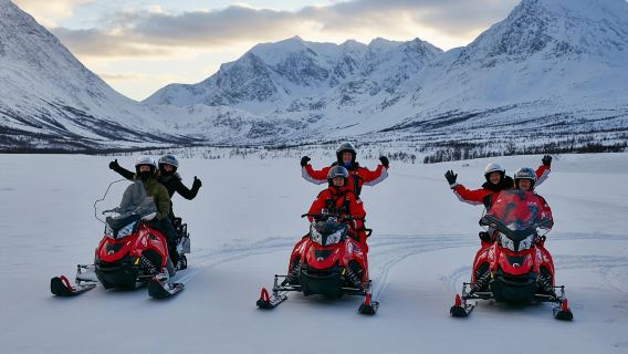 Tromsø: Lyngen Alps Snowmobile Adventure with Lunch