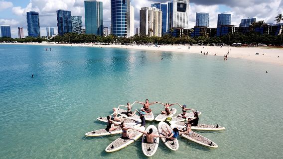 Paddleboard Yoga Class in Honolulu