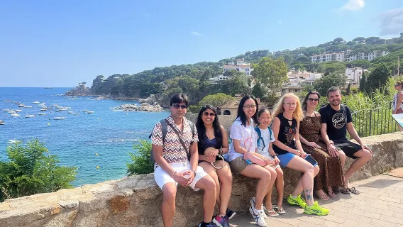 Costa Brava Small Group with Hotel Pick up and Boat Ride 
