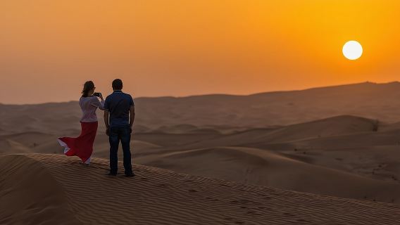 Wüstensafari in den Roten Dünen mit BBQ-Abendessen