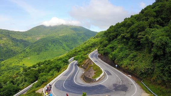 รถส่วนตัวจากฮอยอันไปเว้ (ตัวเลือก 2)