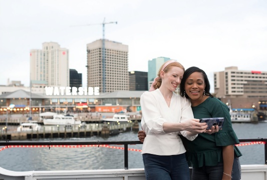 諾福克城市郵輪：午餐、早午餐或晚餐自助餐郵輪之旅