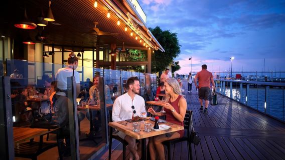 Cairns: Heißluftballonfahrt & 3-Gänge-Mittagessen