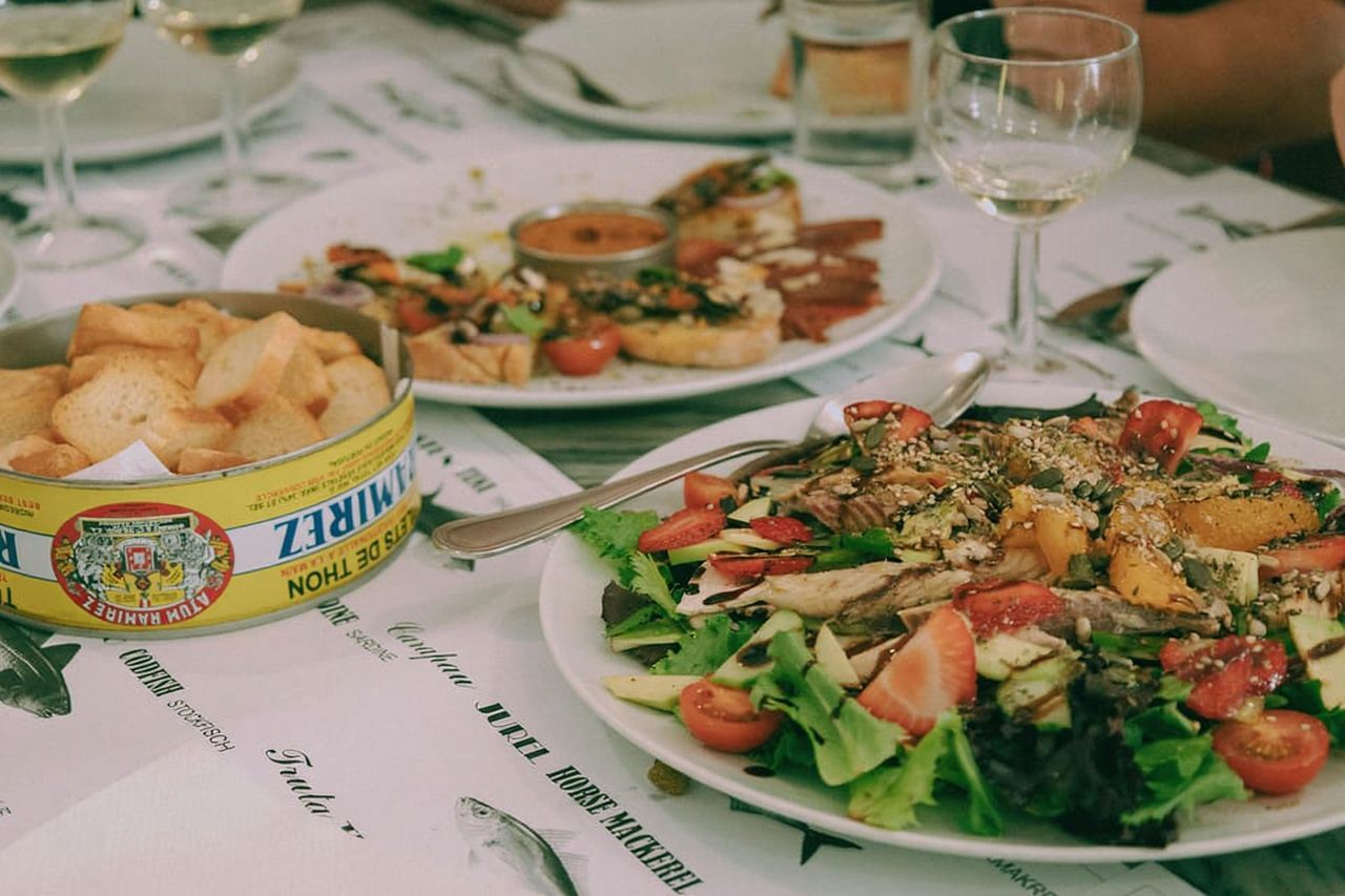 Portimão: Guided Local Food Tour