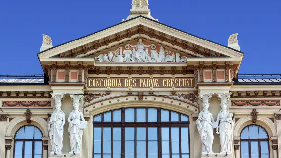 Jewish History and Helsinki Old Town Private Walking Tour