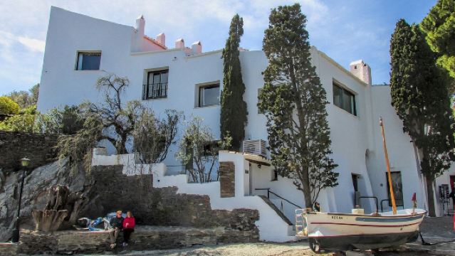 Tagesausflug zum Teatre-Museu Dalí, Schloss Púbol und Salvador Dalí House