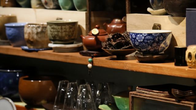 Erste Erfahrungen mit chinesischem Kung Fu Tai Chi + Halbtägiger Tagesausflug mit Stadtspaziergang durch die antike Straße Hefang