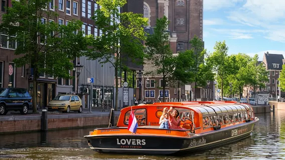 One Hour Canal Cruise in Amsterdam
